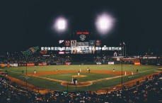 星空体育官网-荷兰队与德国队在预选赛中展开激烈对决